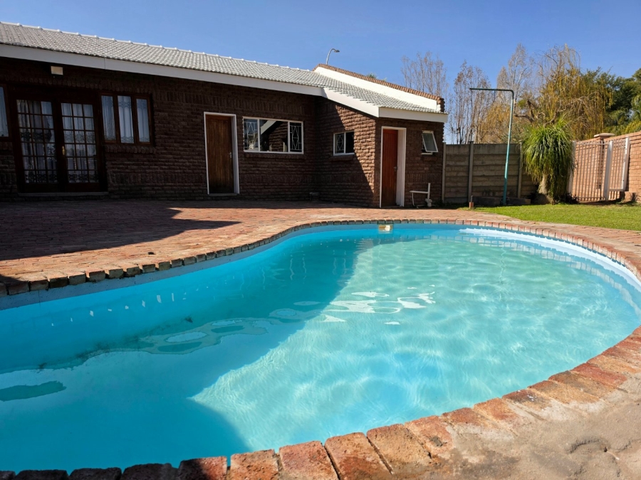 3 Bedroom Property for Sale in Keidebees Northern Cape